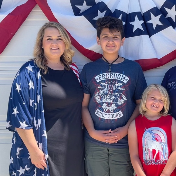 American Flag Kimono - Picture 2 of 3